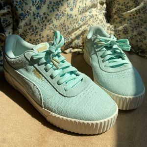 Mint Carina Puma Sneakers